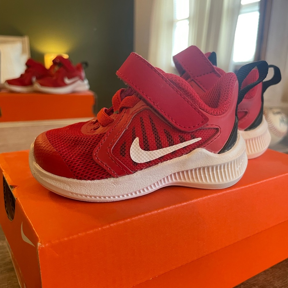 Nike Downshifter 10